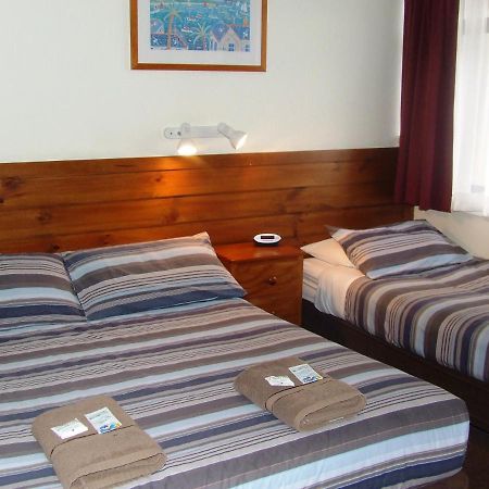 Aquarius Motel Belmont Room photo