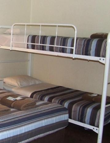 Aquarius Motel Belmont Room photo