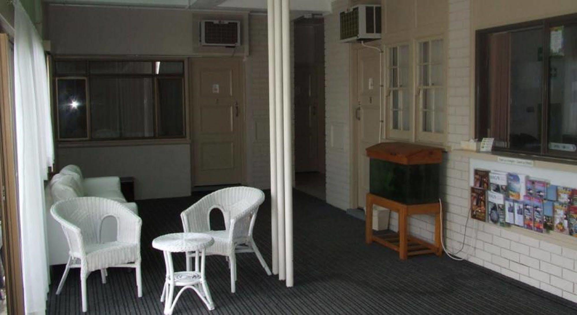 Aquarius Motel Belmont Exterior photo
